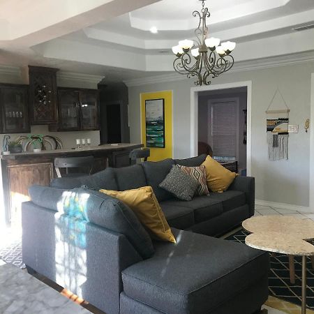 Cheerful 4 Bedroom Home With Pool And Bbq Area With 5Th Bedroom Option Brownsville Exterior foto