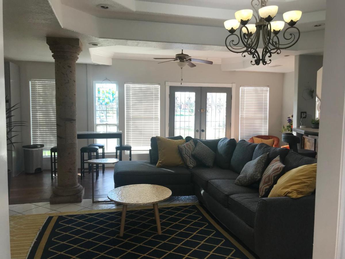 Cheerful 4 Bedroom Home With Pool And Bbq Area With 5Th Bedroom Option Brownsville Exterior foto