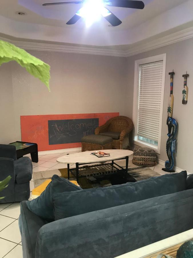 Cheerful 4 Bedroom Home With Pool And Bbq Area With 5Th Bedroom Option Brownsville Exterior foto